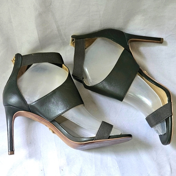 MICHAEL Michael Kors Dominique Ankle Strap Sandals Leather Olive Green Size 7.5 - Picture 5 of 10
